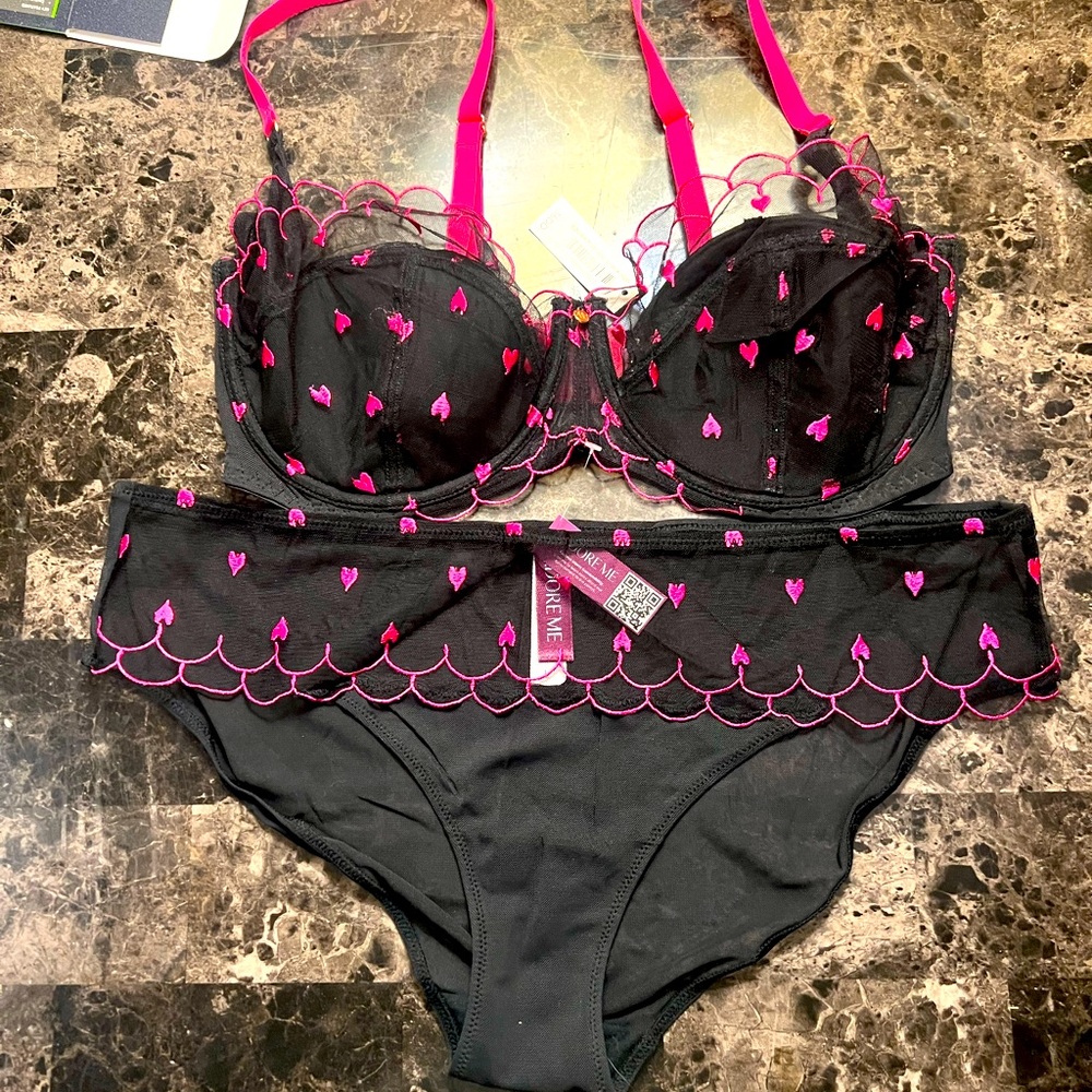 NWT Adore Me - matching bra and panty set!
